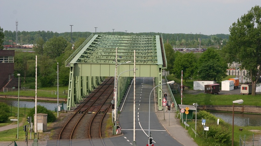 Notlösung für abgebrochene Drehbrücke in Bremerhaven